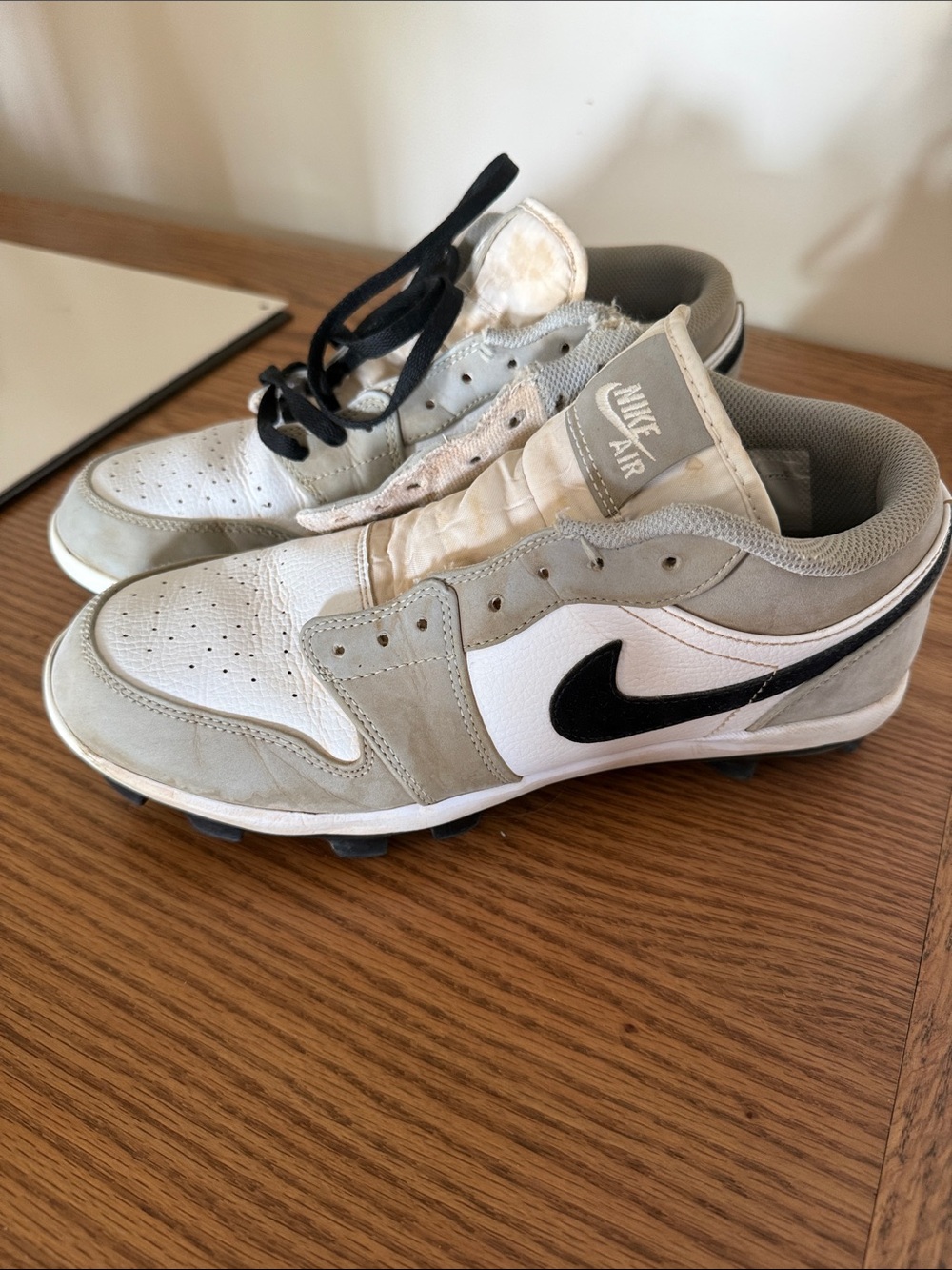 Nike Men’s Low-Top Sneakers in White, Gray & Black